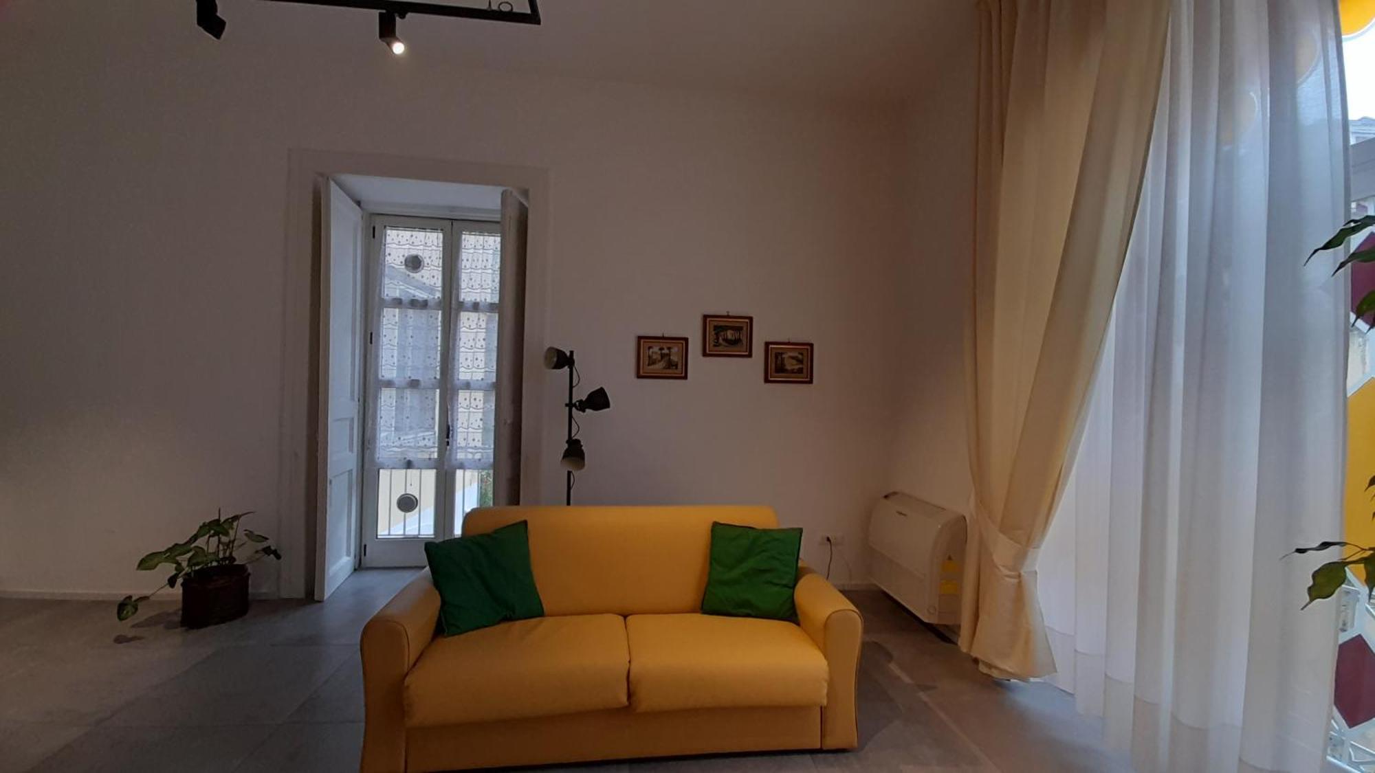 Nonna Vittoria Apartment Salerno Buitenkant foto
