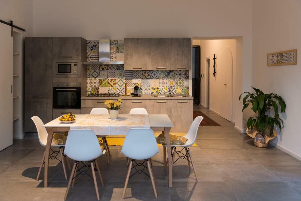 Nonna Vittoria Apartment Salerno Buitenkant foto