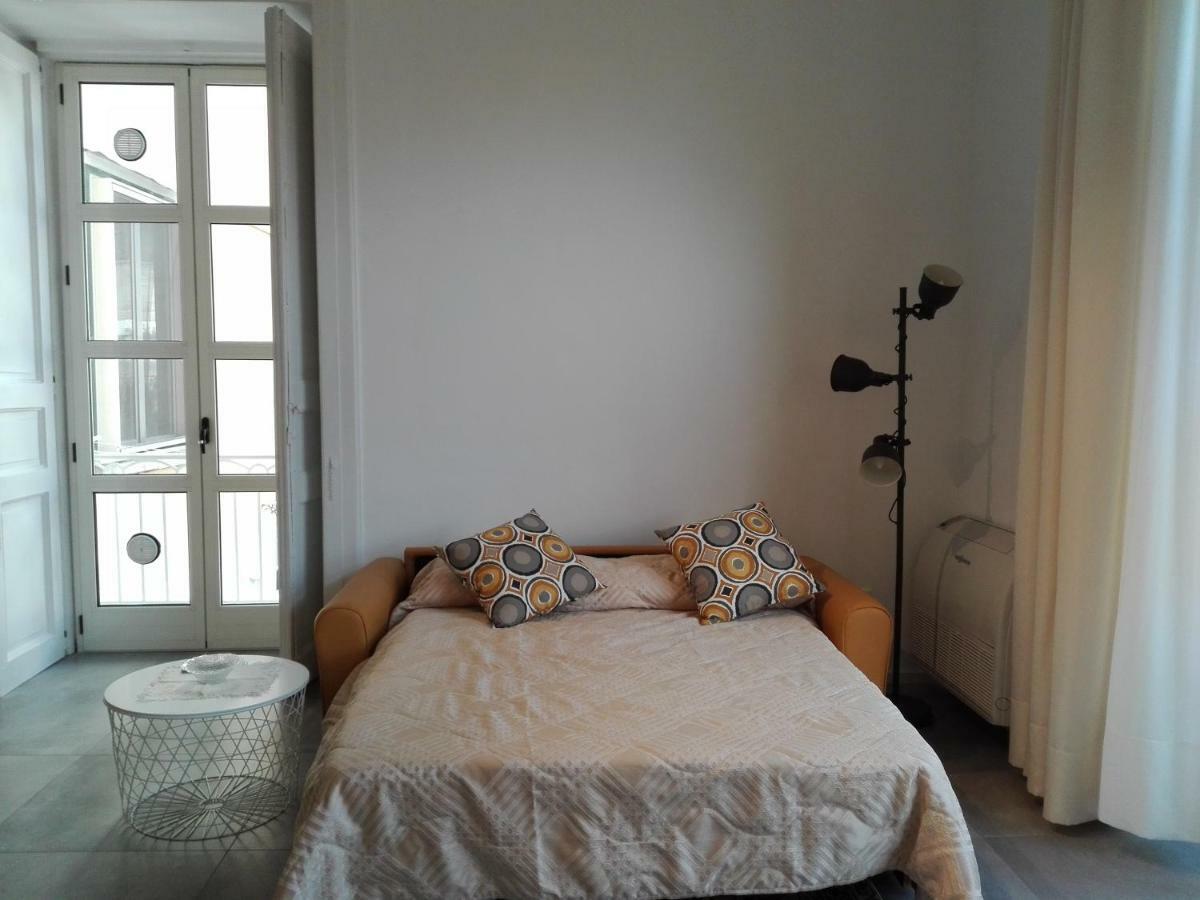 Nonna Vittoria Apartment Salerno Buitenkant foto