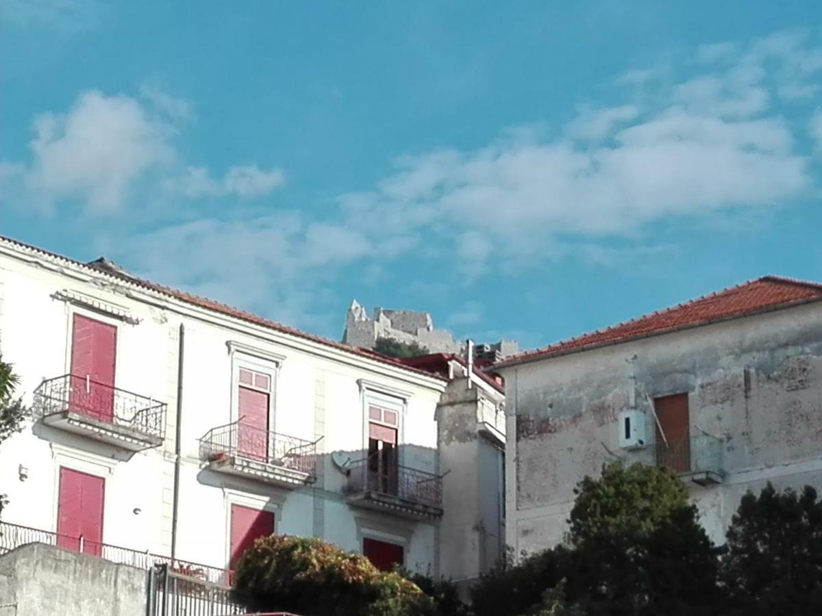 Nonna Vittoria Apartment Salerno Buitenkant foto