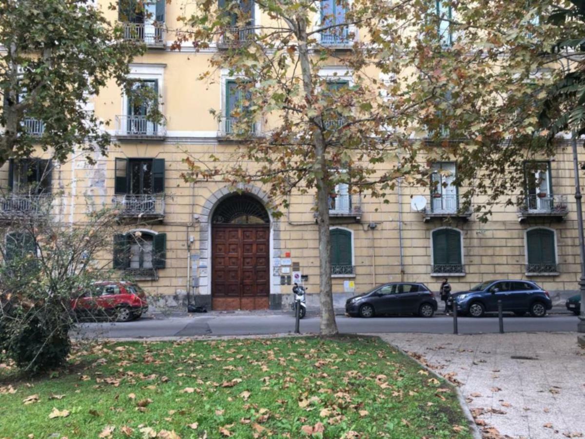 Nonna Vittoria Apartment Salerno Buitenkant foto