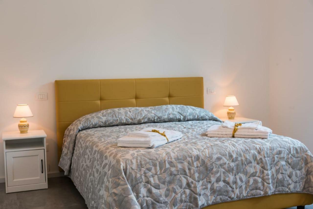 Nonna Vittoria Apartment Salerno Buitenkant foto